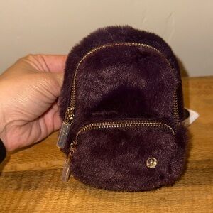 Lululemon Athletica Everywhere Backpack Nano Plush Fleece in Black Plum and Gold